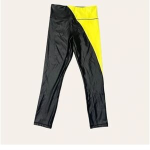 Zyia. Light n tight. 7/8 length. Size 8/10